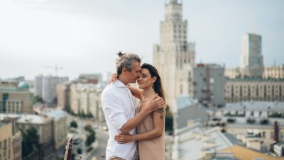 Cómo saber si un hombre se está empezando a enamorar